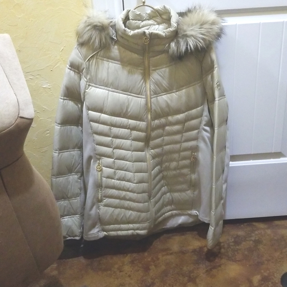 Micheal Kors Jacket w removable hood